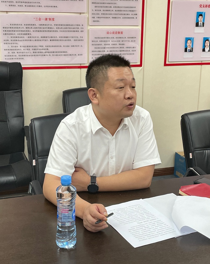 南昌市政建設(shè)集團(tuán)運營中心召開2021年工程管理目標(biāo)責(zé)任書簽訂會6913.jpg