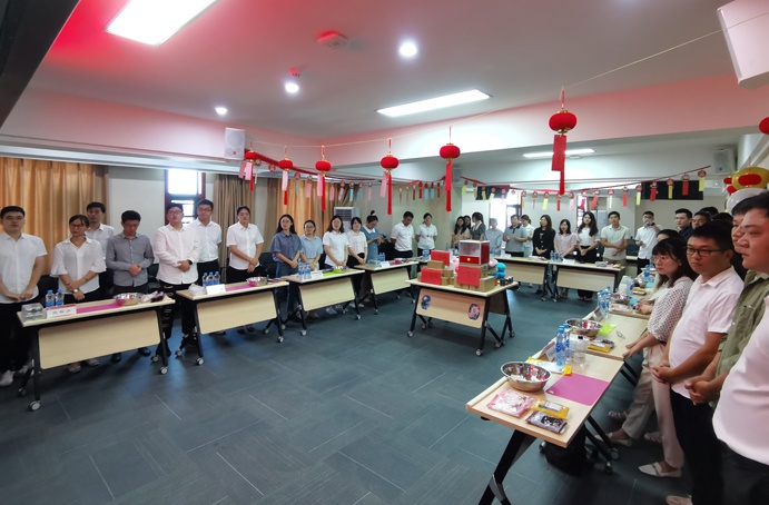 共青團南昌市政建設集團有限公司委員會舉辦了“承傳統(tǒng)文化，享團圓美滿”中秋主題活動6910.jpg
