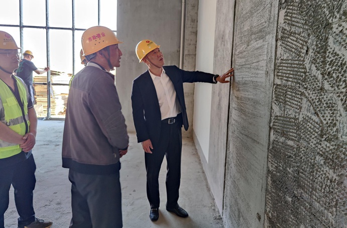 徐旭前往市政公用城三期項(xiàng)目、市政綠色建材科技產(chǎn)業(yè)園項(xiàng)目調(diào)研