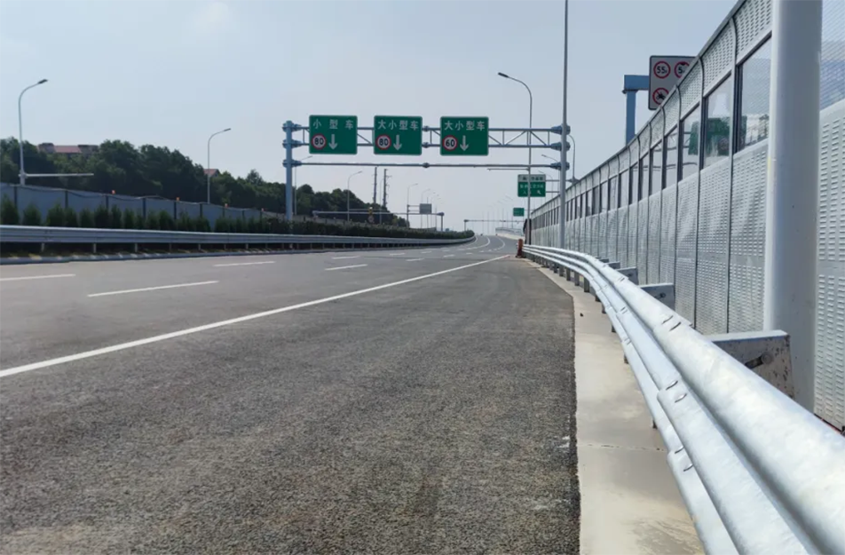 南昌市政建設(shè)集團有限公司項目榮獲“南昌市建筑工程安全文明標準化示范工地”稱號 南昌市政建設(shè)集團有限公司項目榮獲“南昌市建筑工程安全文明標準化示范工地”稱號